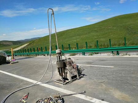 沽源公路地基基础注浆加固